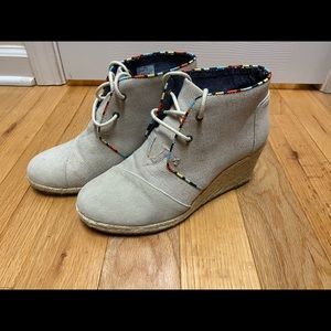 Toms Wedge Bootie